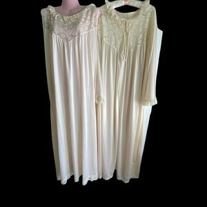 Vintage Nightgown Robe Set Womens Large Lace Peignoir Sleepwear 70s